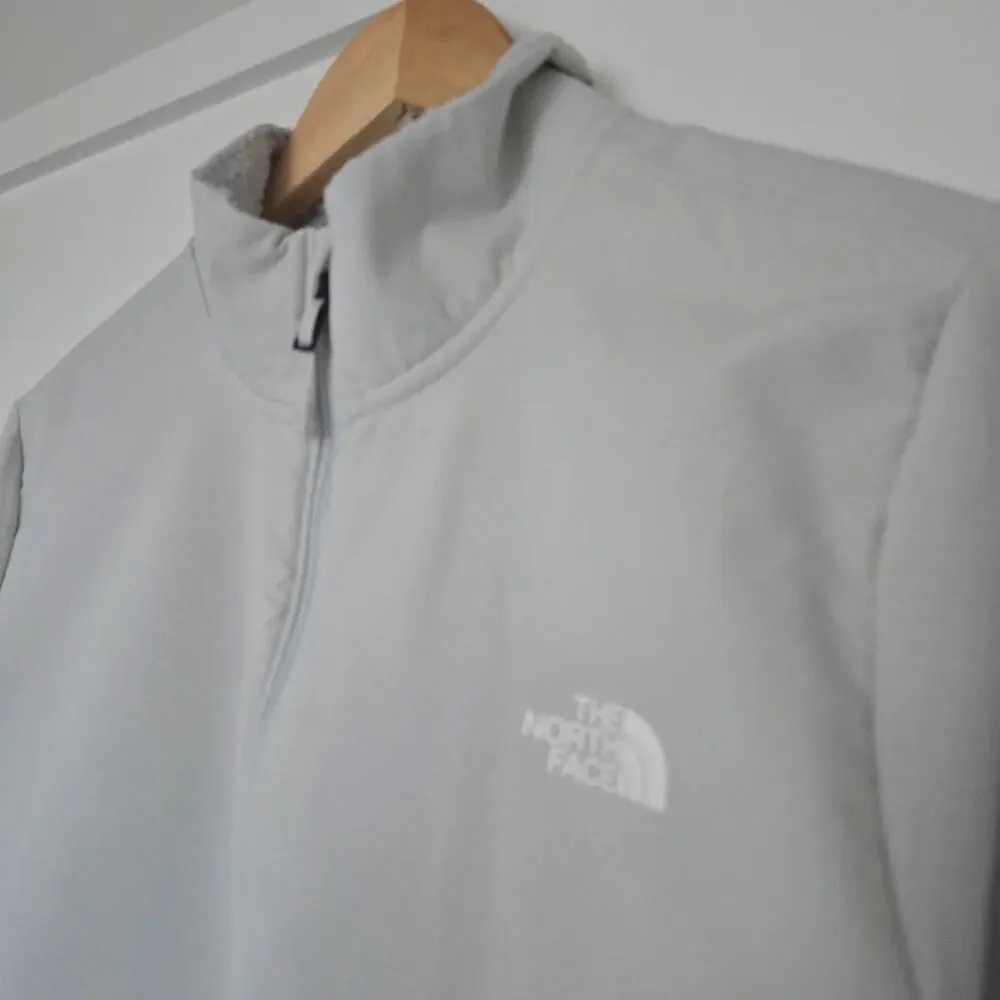 The North Face Mens 1/4Zip Pullover Jacket Anorak Light Gray Size M